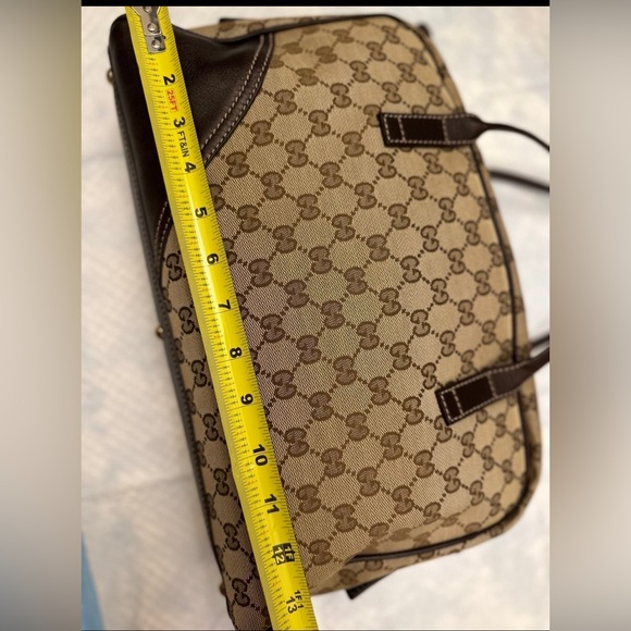 Preloved authentic Gucci tote bag. - Picture 4 of 16
